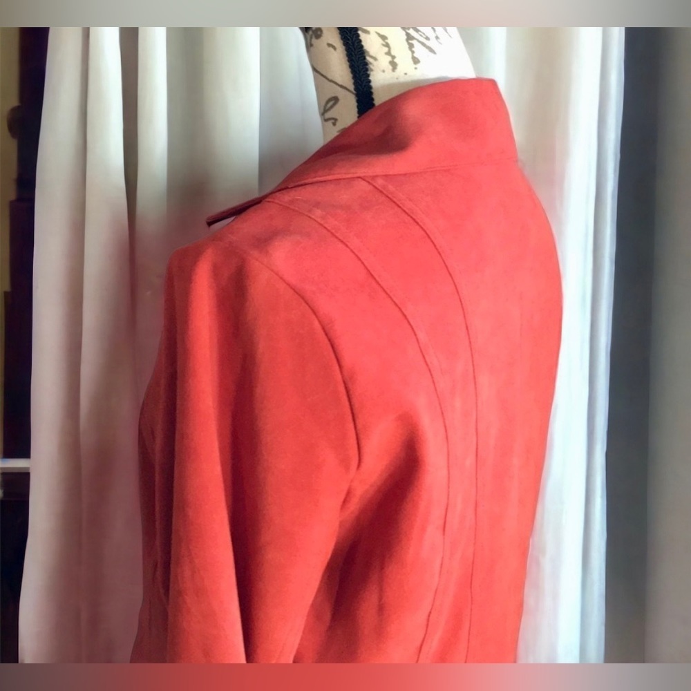 Autumn Rust Orange Zip Up Suede Blazer
Jacket size Small EUC, Pockets Vintage - Picture 5 of 13
